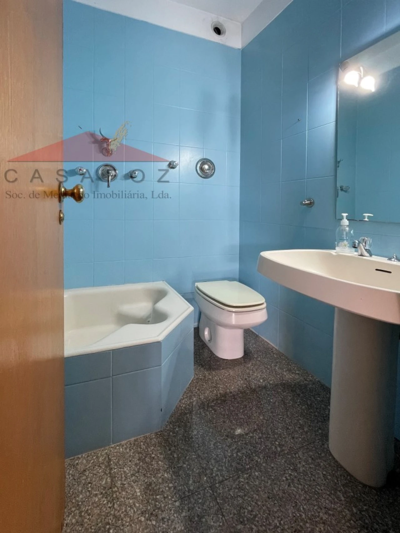 Apartamento T2 para Arrendamento em Ramalde Foto 16