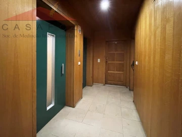 Apartamento T2 para Arrendamento em Ramalde