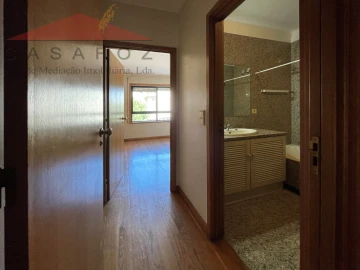 Apartamento T2 para Arrendamento em Ramalde