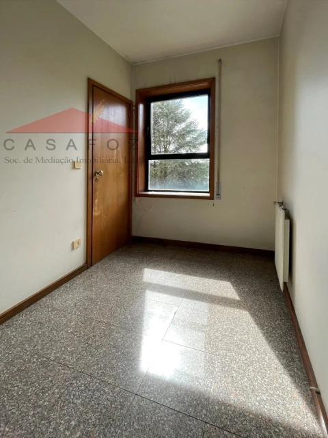 Apartamento T2 para Arrendamento em Ramalde