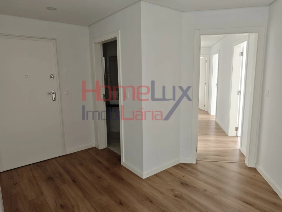Apartamento T3 para Arrendamento em Tondela e Nandufe Foto 2