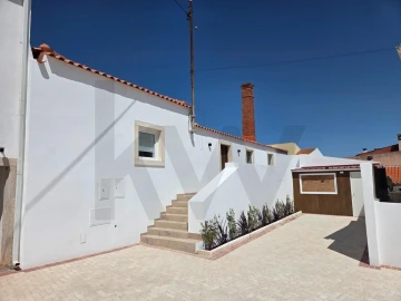 Moradia T6 para Venda em Porto Salvo