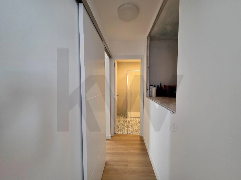 Moradia T6 para Venda em Porto Salvo Foto 35