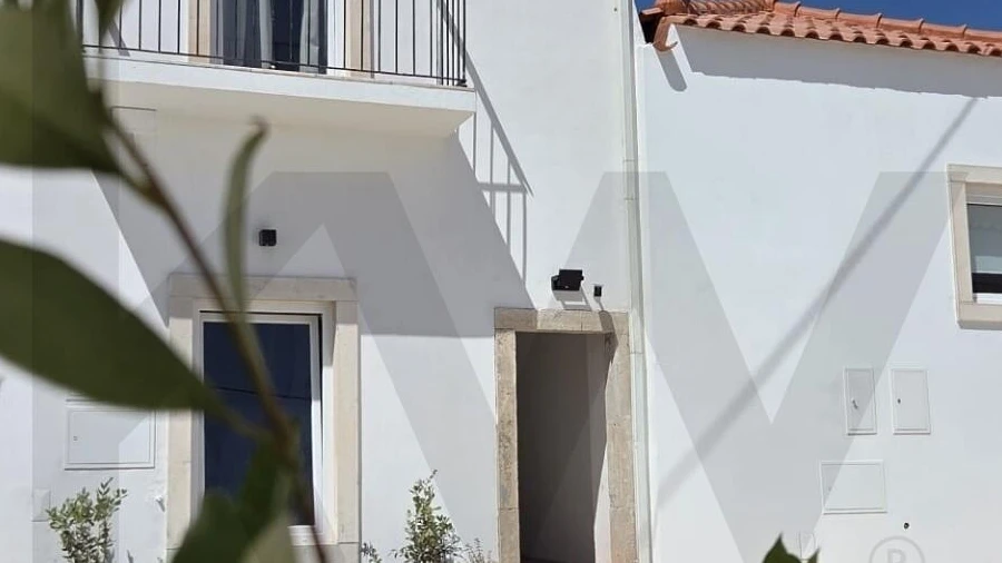 Moradia T6 para Venda em Porto Salvo