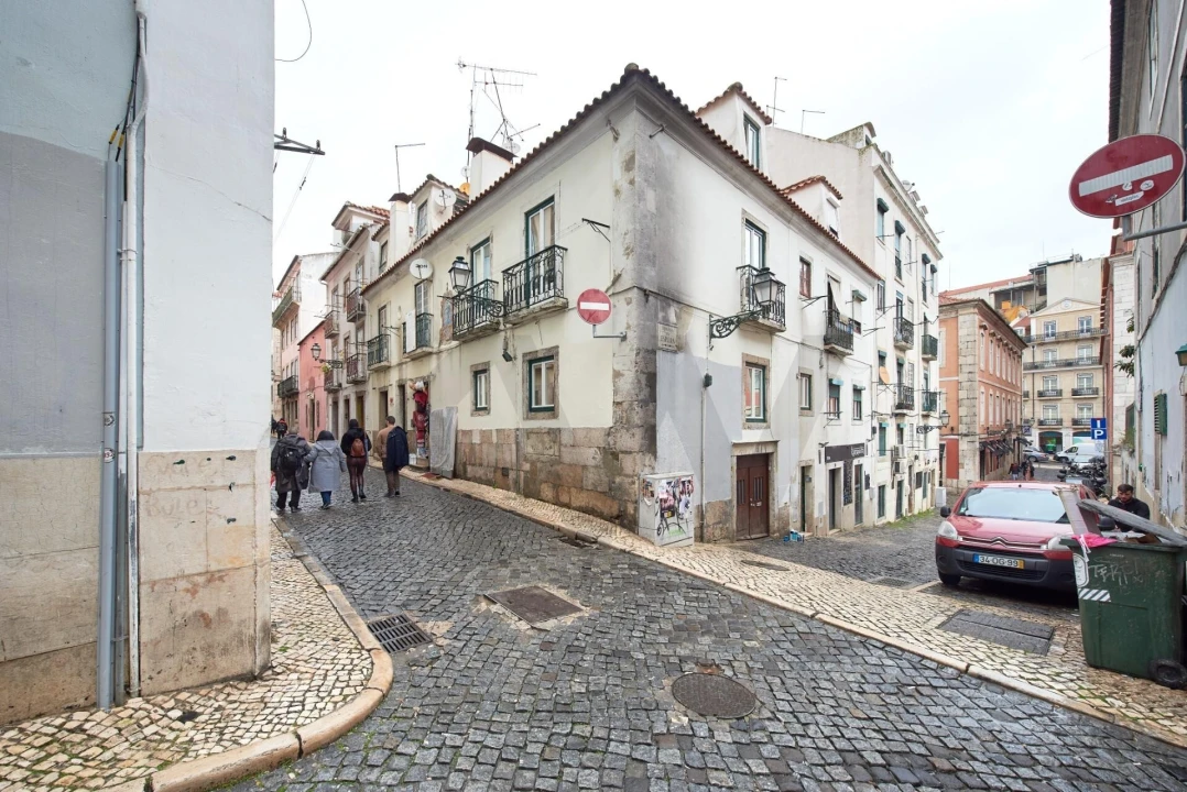 Apartamento T2 para Venda em Misericórdia Foto 32
