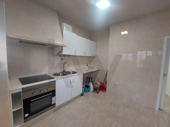 Moradia T1 para Arrendamento em Almargem do Bispo, Pêro Pinheiro e Montelavar Foto 11