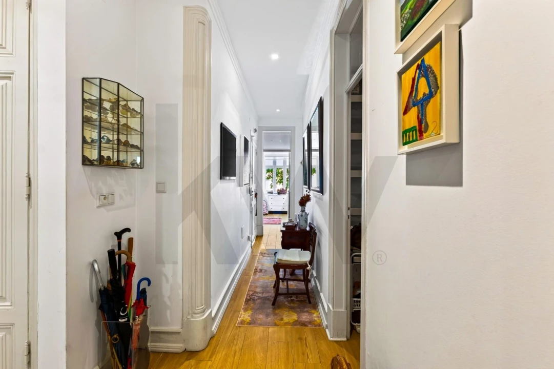 Apartamento T2 para Venda em Avenidas Novas Foto 11