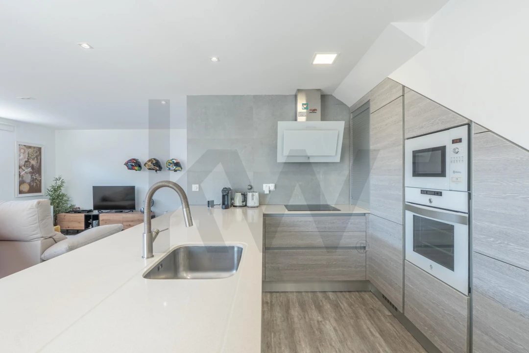 Moradia T2 para Venda em Vieira de Leiria Foto 9