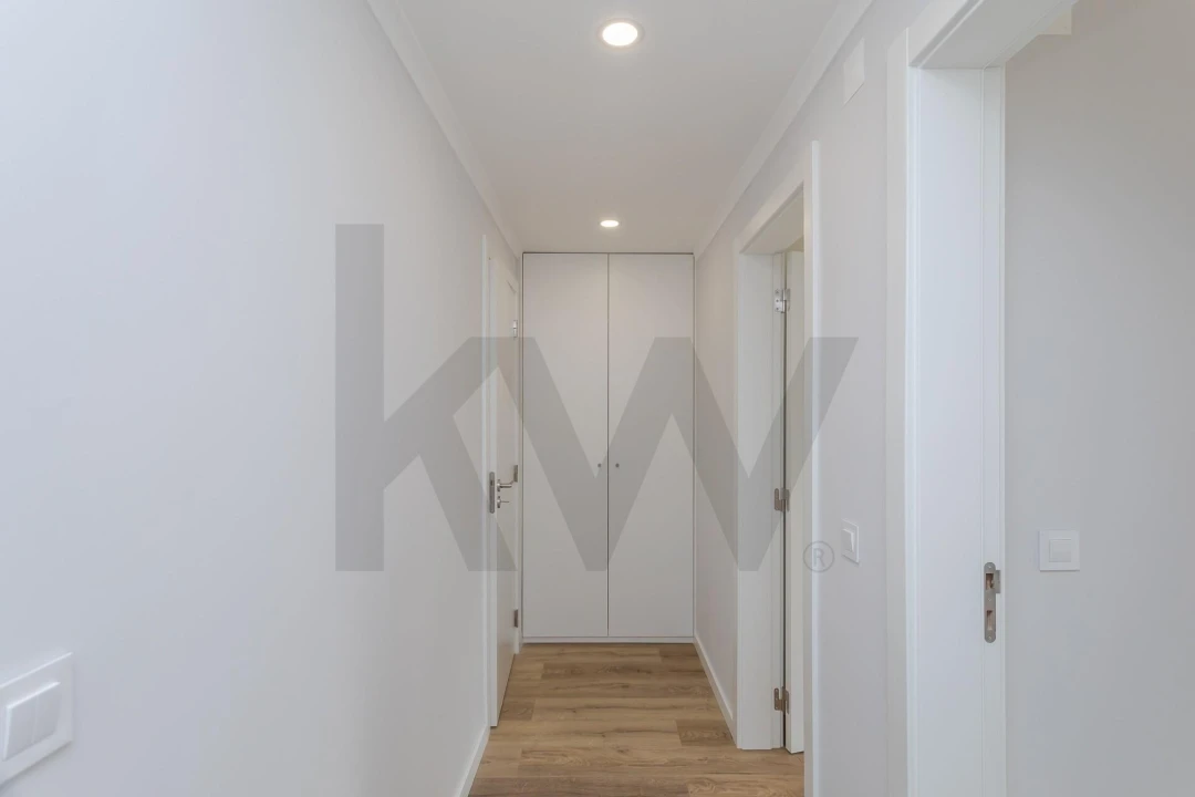 Apartamento T2 para Arrendamento em Lumiar Foto 18