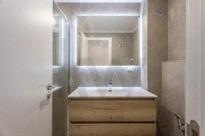 Apartamento T2 para Arrendamento em Lumiar