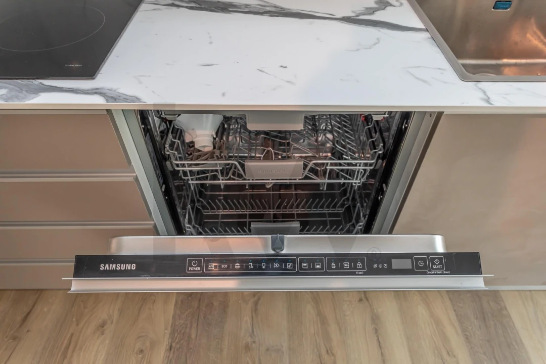Apartamento T2 para Arrendamento em Lumiar Foto 12