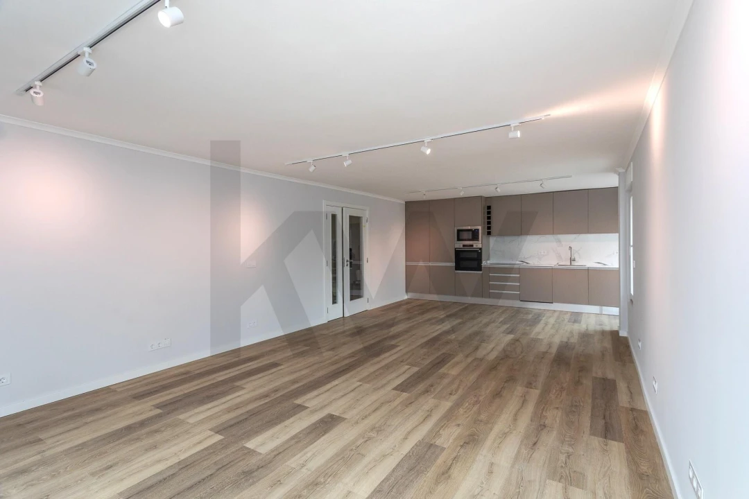 Apartamento T2 para Arrendamento em Lumiar Foto 7