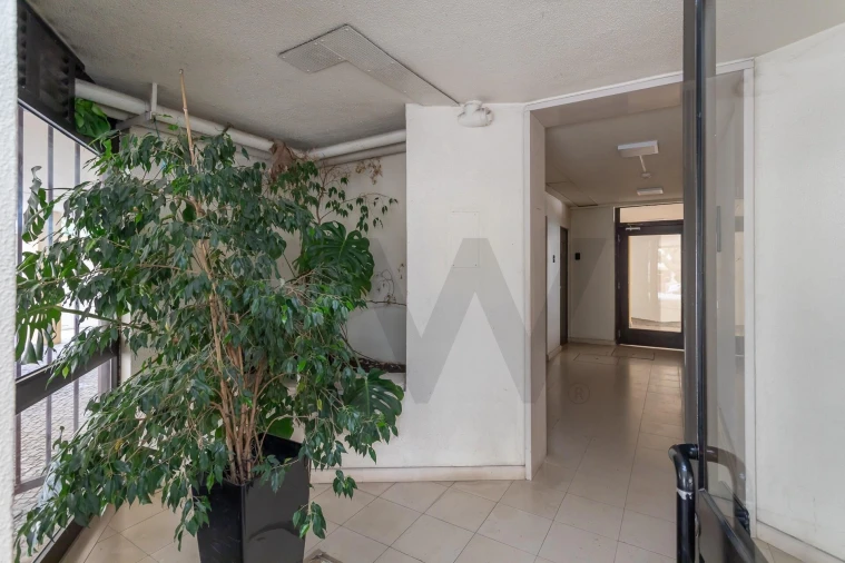 Apartamento T2 para Arrendamento em Lumiar Foto 29