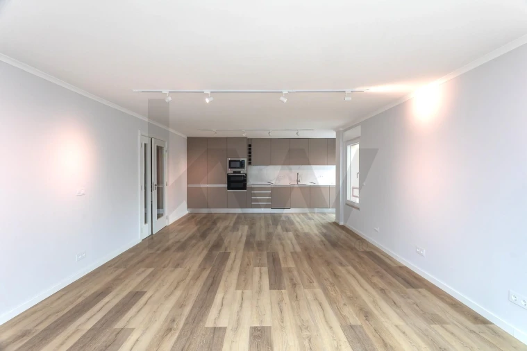 Apartamento T2 para Arrendamento em Lumiar Foto 6