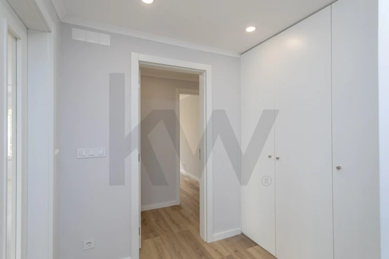 Apartamento T2 para Arrendamento em Lumiar Foto 16