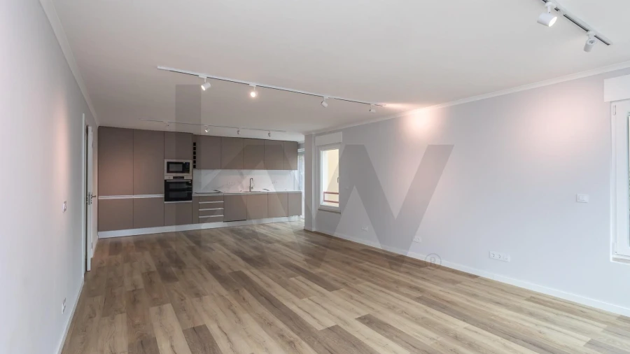Apartamento T2 para Arrendamento em Lumiar