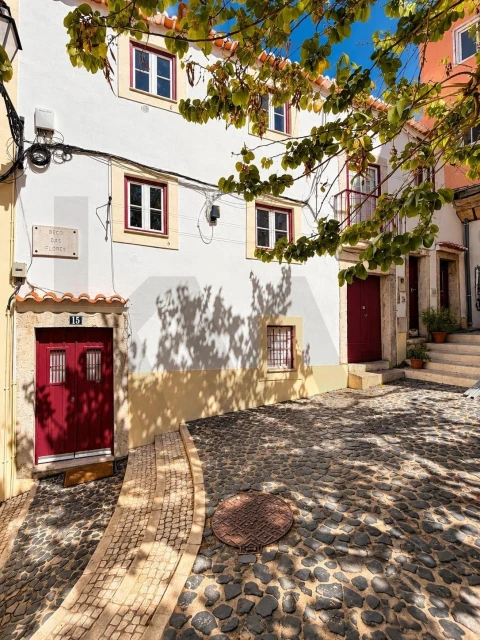 Apartamento T1 para Venda em Santa Maria Maior