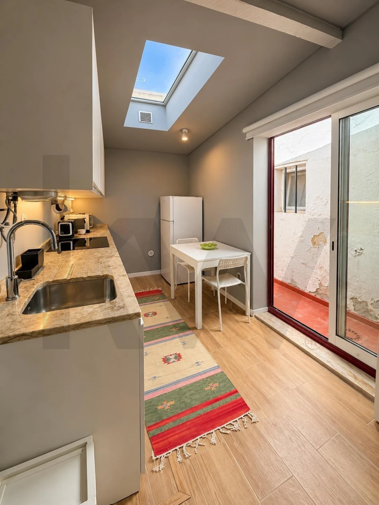 Apartamento T1 para Venda em Santa Maria Maior Foto 3