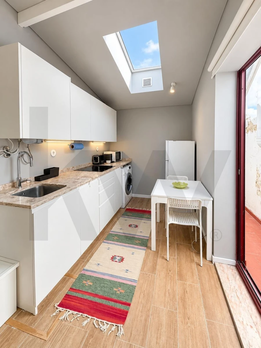 Apartamento T1 para Venda em Santa Maria Maior Foto 2