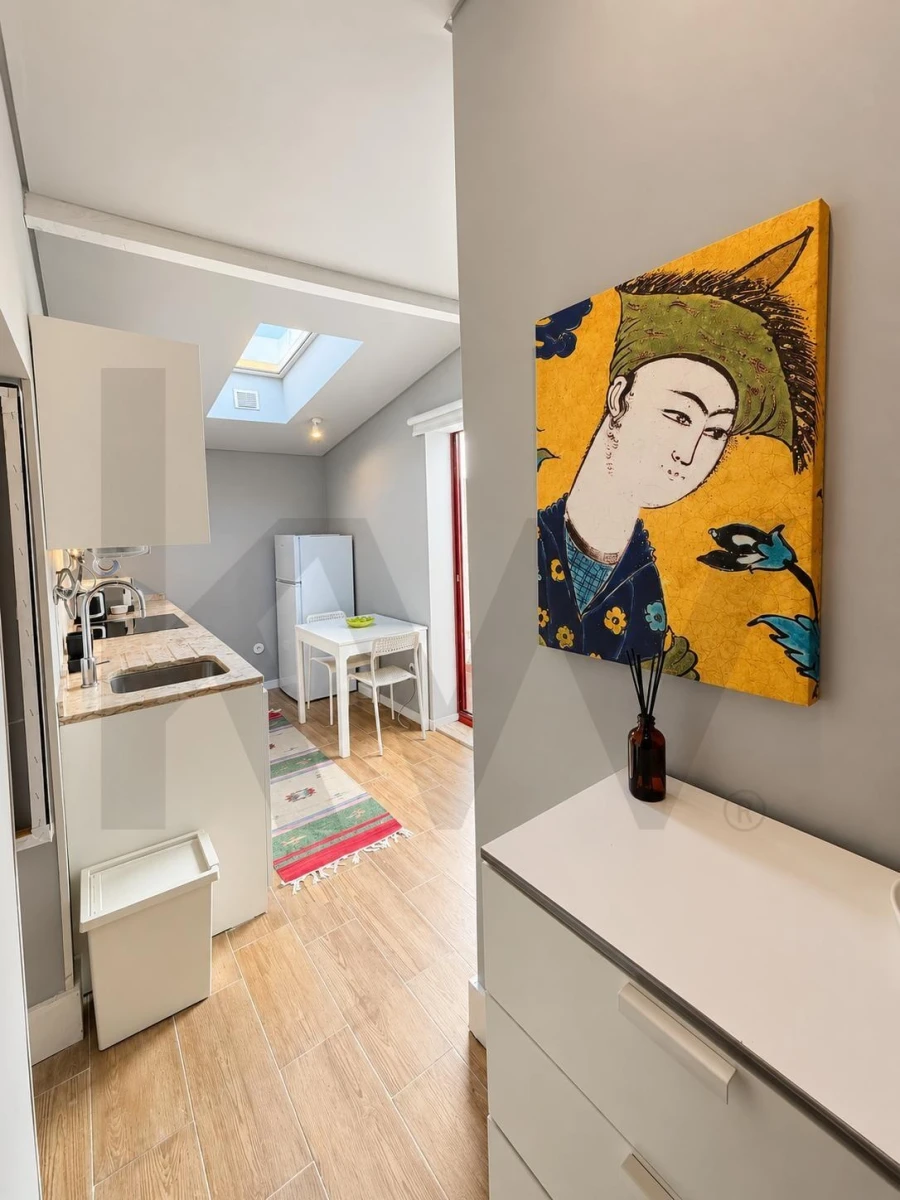 Apartamento T1 para Venda em Santa Maria Maior Foto 5