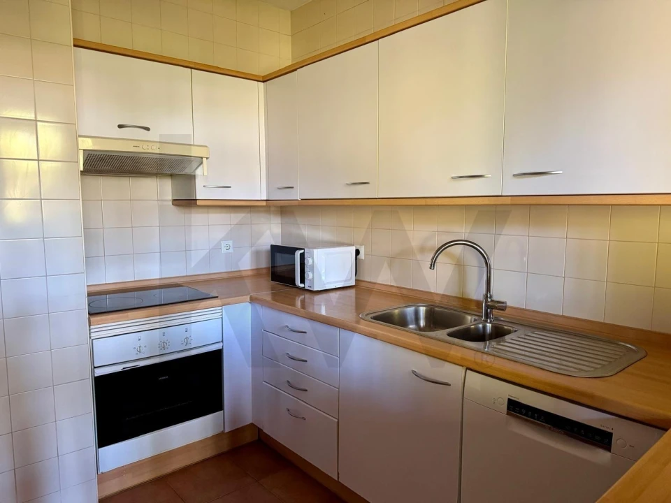 Apartamento T3 para Arrendamento em Charneca de Caparica e Sobreda Foto 12