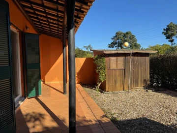 Apartamento T3 para Arrendamento em Charneca de Caparica e Sobreda