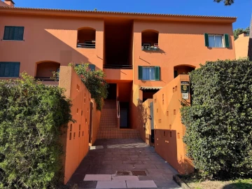 Apartamento T3 para Arrendamento em Charneca de Caparica e Sobreda