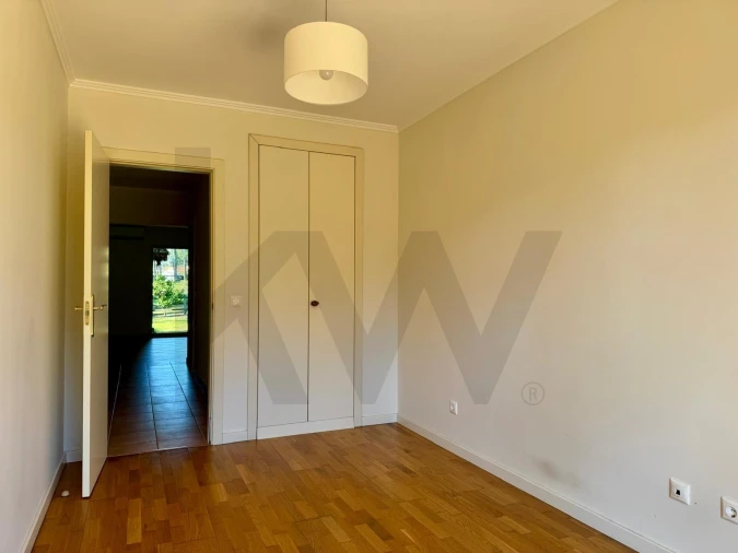 Apartamento T3 para Arrendamento em Charneca de Caparica e Sobreda Foto 19