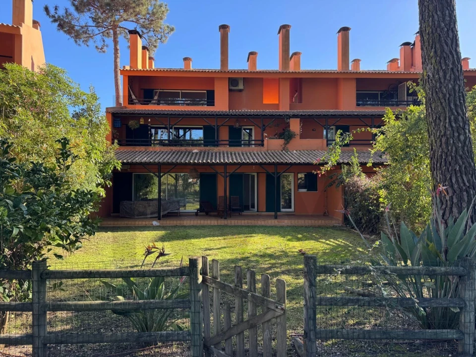 Apartamento T3 para Arrendamento em Charneca de Caparica e Sobreda Foto 9