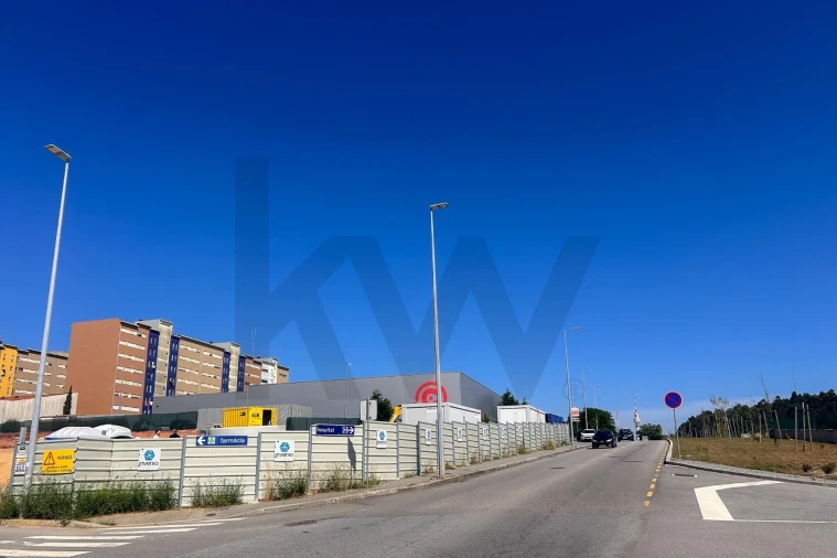 Apartamento T1 para Venda em Vilar de Andorinho Foto 16