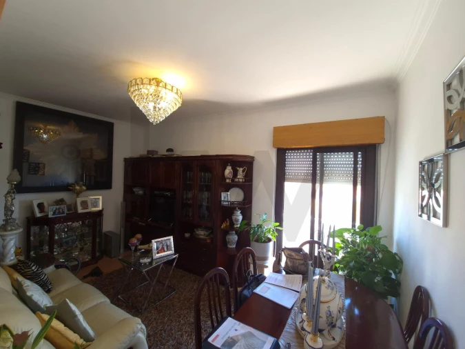 Apartamento T1 para Venda em Algueirão-Mem Martins Foto 5