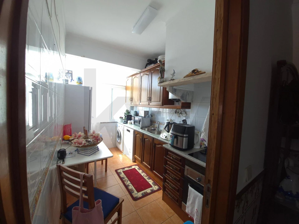 Apartamento T1 para Venda em Algueirão-Mem Martins Foto 4