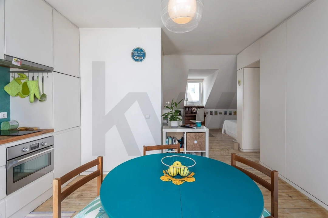 Apartamento T1 para Venda em Avenidas Novas Foto 7
