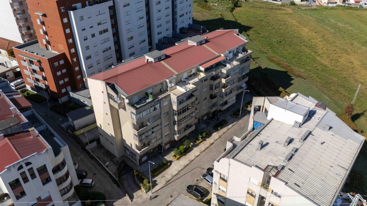 Apartamento T2 para Venda em Rio Tinto Foto 22