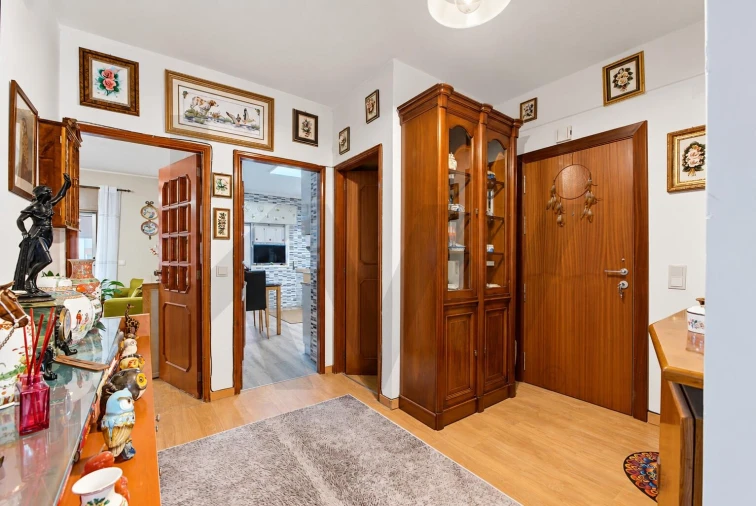 Apartamento T2 para Venda em Rio Tinto Foto 6