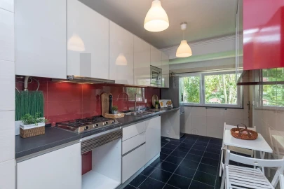 Apartamento T2 para Venda em Carnaxide e Queijas