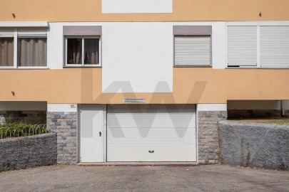 Apartamento T2 para Venda em Carnaxide e Queijas