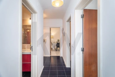 Apartamento T2 para Venda em Carnaxide e Queijas