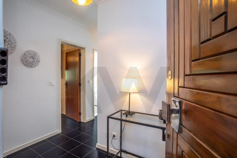 Apartamento T2 para Venda em Carnaxide e Queijas Foto 9