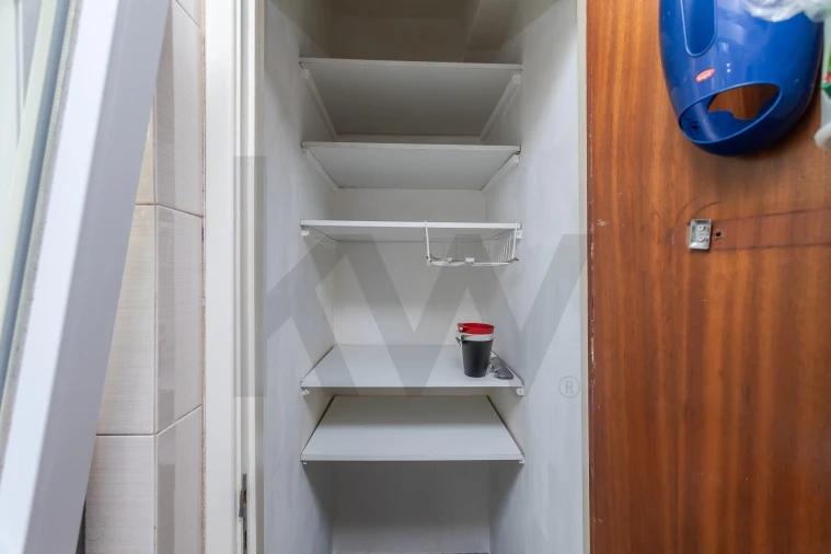 Apartamento T2 para Venda em Carnaxide e Queijas Foto 13