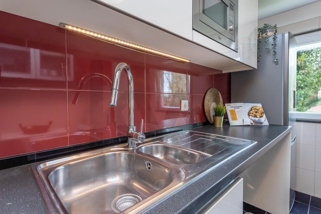 Apartamento T2 para Venda em Carnaxide e Queijas Foto 12