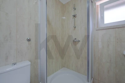 Apartamento T2 para Arrendamento em São Domingos de Rana