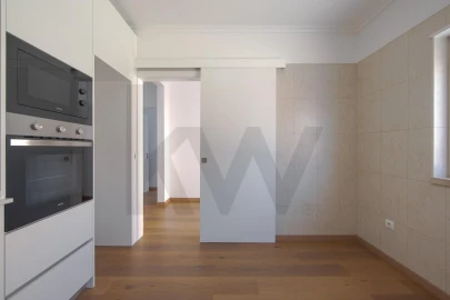 Apartamento T2 para Arrendamento em São Domingos de Rana