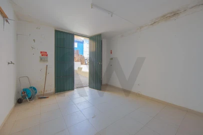 Apartamento T2 para Arrendamento em São Domingos de Rana