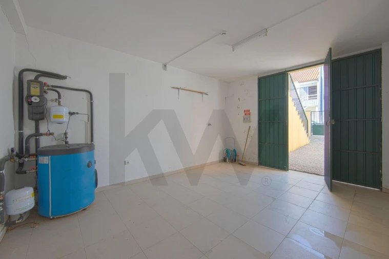 Apartamento T2 para Arrendamento em São Domingos de Rana Foto 4