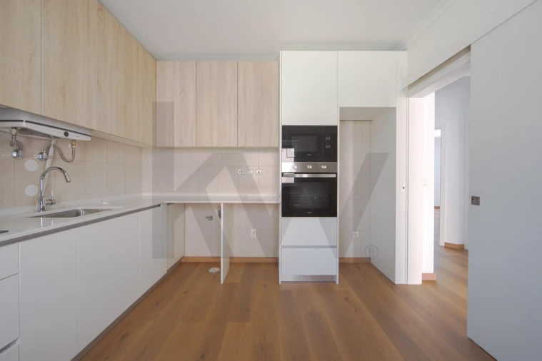 Apartamento T2 para Arrendamento em São Domingos de Rana Foto 17