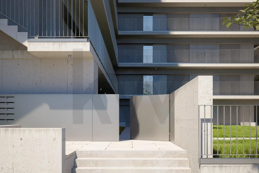 Apartamento T2 para Venda em Vilar de Andorinho Foto 9