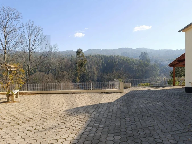 Moradia T3 para Venda em Cedrim e Paradela Foto 15