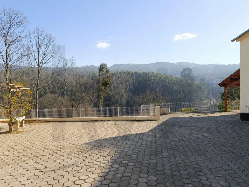 Moradia T3 para Venda em Cedrim e Paradela Foto 15