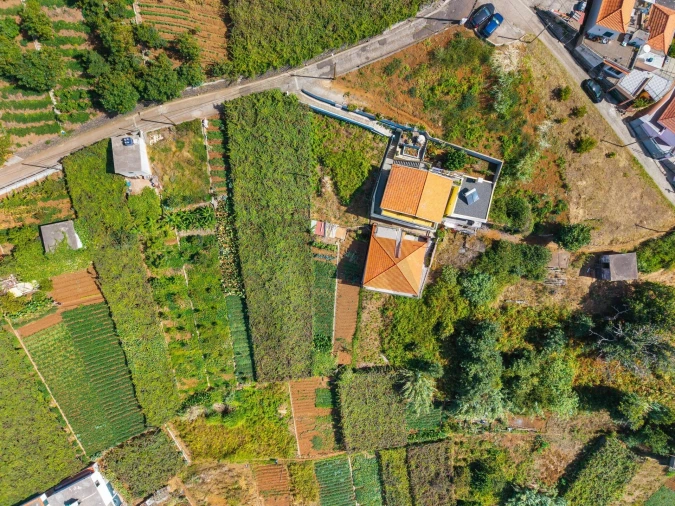 Terreno para Venda em Estreito de Camara de Lobos Foto 2
